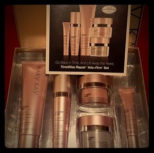Mary Kay TimeWise Repair Volu-Firm Ser